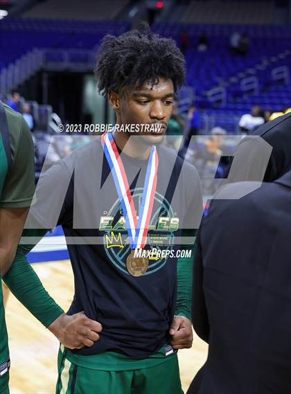Thumbnail 1 in Lake Highlands vs. DeSoto (UIL 6A Basketball State Semifinal Medal Ceremony) photogallery.
