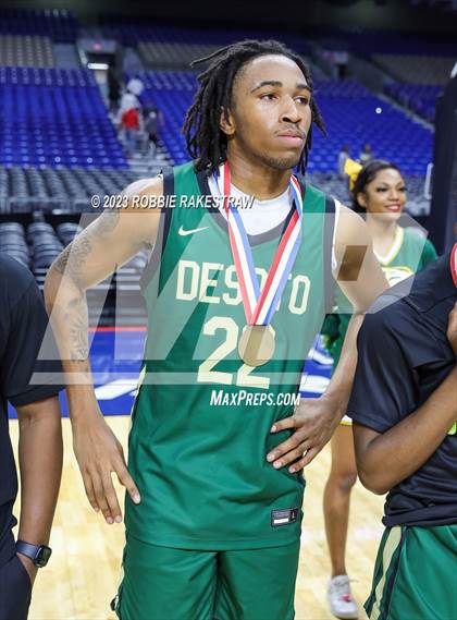 Thumbnail 2 in Lake Highlands vs. DeSoto (UIL 6A Basketball State Semifinal Medal Ceremony) photogallery.