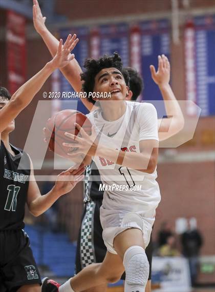 Thumbnail 3 in Selma vs. Reedley (Central Valley Showcase) photogallery.