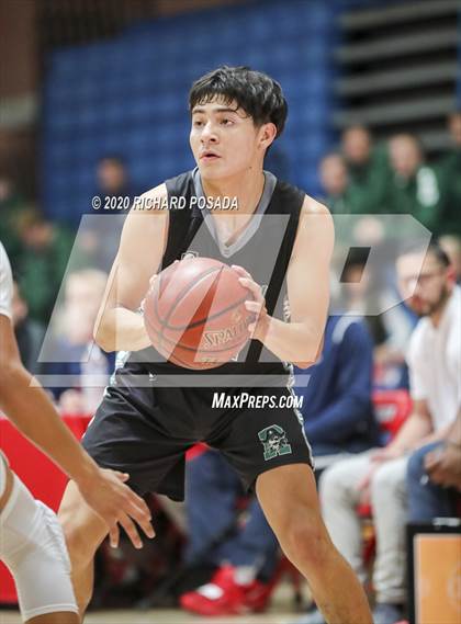 Thumbnail 1 in Selma vs. Reedley (Central Valley Showcase) photogallery.