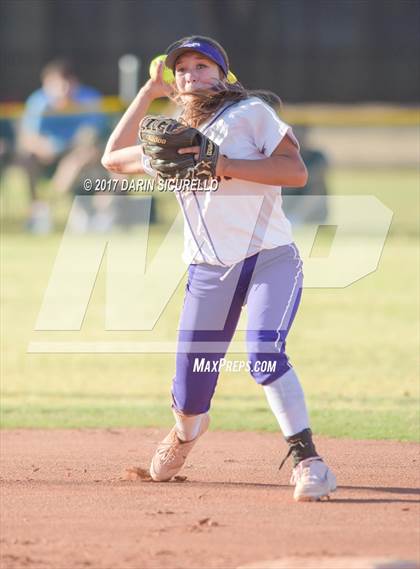 Thumbnail 3 in Sunrise Mountain vs. Cactus (AIA 4A Semifinal) photogallery.