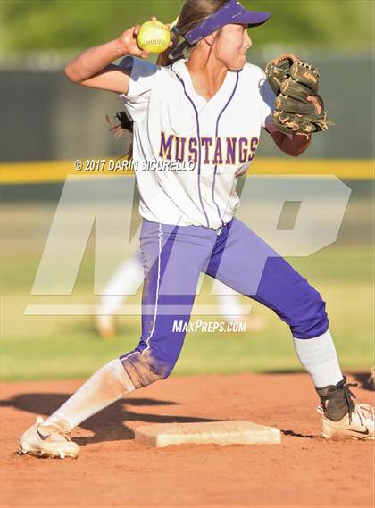 Thumbnail 2 in Sunrise Mountain vs. Cactus (AIA 4A Semifinal) photogallery.