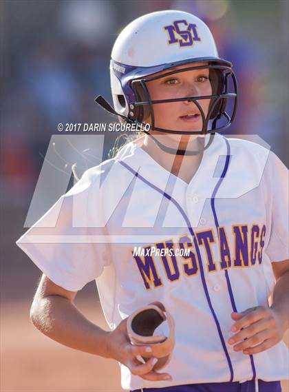 Thumbnail 2 in Sunrise Mountain vs. Cactus (AIA 4A Semifinal) photogallery.