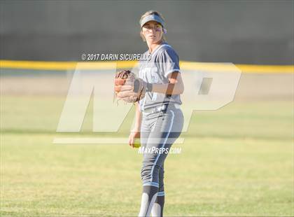 Thumbnail 2 in Sunrise Mountain vs. Cactus (AIA 4A Semifinal) photogallery.