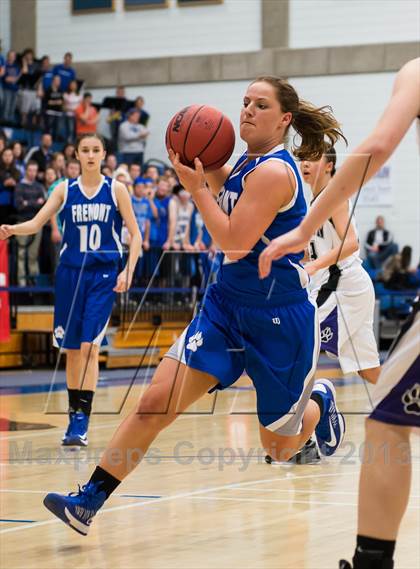 Thumbnail 3 in Fremont vs. Riverton (UHSAA 5A Semifinal) photogallery.