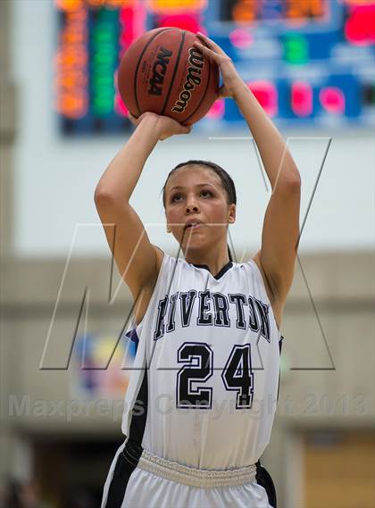 Thumbnail 3 in Fremont vs. Riverton (UHSAA 5A Semifinal) photogallery.
