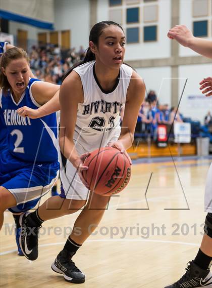 Thumbnail 1 in Fremont vs. Riverton (UHSAA 5A Semifinal) photogallery.