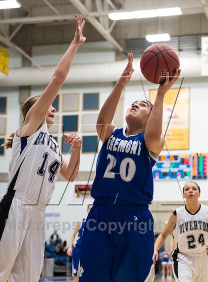 Thumbnail 3 in Fremont vs. Riverton (UHSAA 5A Semifinal) photogallery.