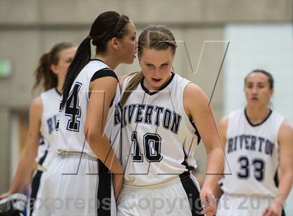 Thumbnail 2 in Fremont vs. Riverton (UHSAA 5A Semifinal) photogallery.