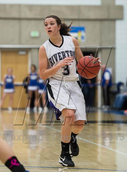 Thumbnail 3 in Fremont vs. Riverton (UHSAA 5A Semifinal) photogallery.