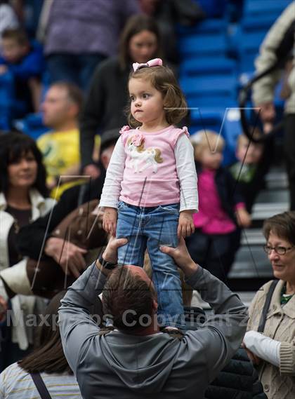 Thumbnail 1 in Fremont vs. Riverton (UHSAA 5A Semifinal) photogallery.
