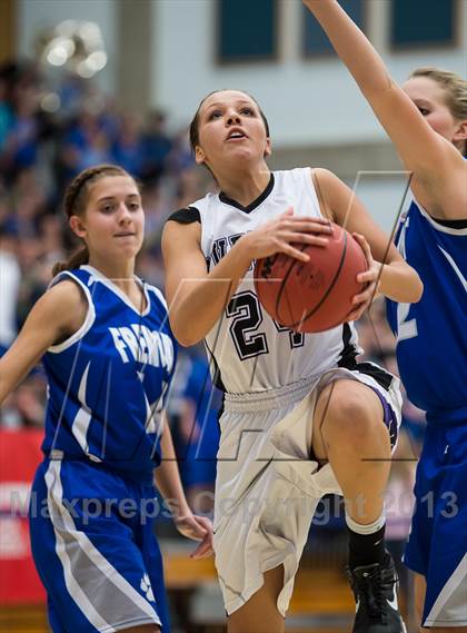 Thumbnail 1 in Fremont vs. Riverton (UHSAA 5A Semifinal) photogallery.