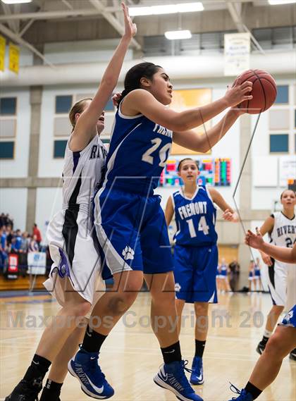 Thumbnail 3 in Fremont vs. Riverton (UHSAA 5A Semifinal) photogallery.
