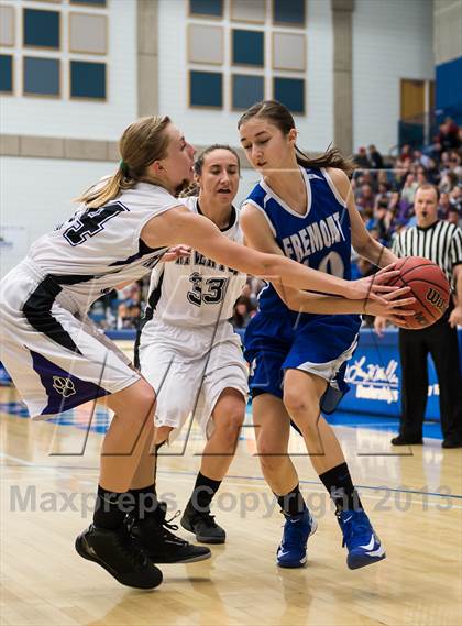 Thumbnail 1 in Fremont vs. Riverton (UHSAA 5A Semifinal) photogallery.