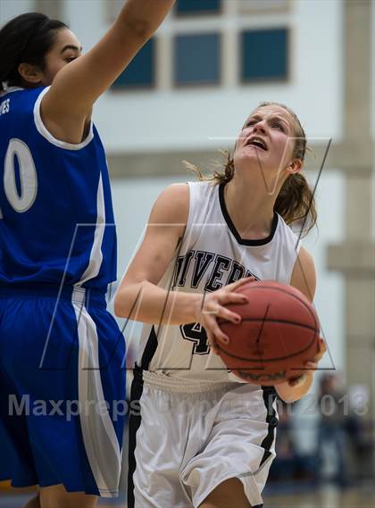 Thumbnail 3 in Fremont vs. Riverton (UHSAA 5A Semifinal) photogallery.
