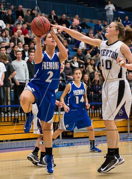 Thumbnail 3 in Fremont vs. Riverton (UHSAA 5A Semifinal) photogallery.