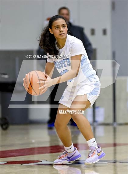 Thumbnail 1 in Clovis North vs. Righetti photogallery.