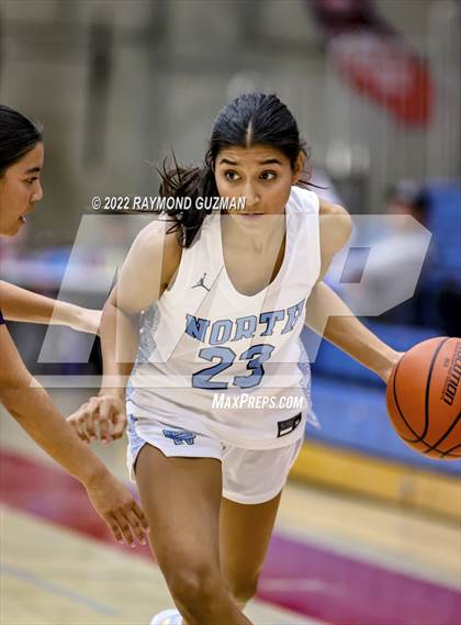 Thumbnail 2 in Clovis North vs. Righetti photogallery.