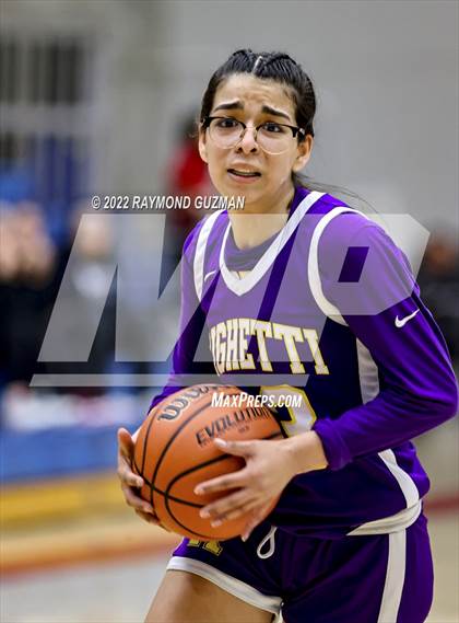 Thumbnail 2 in Clovis North vs. Righetti photogallery.
