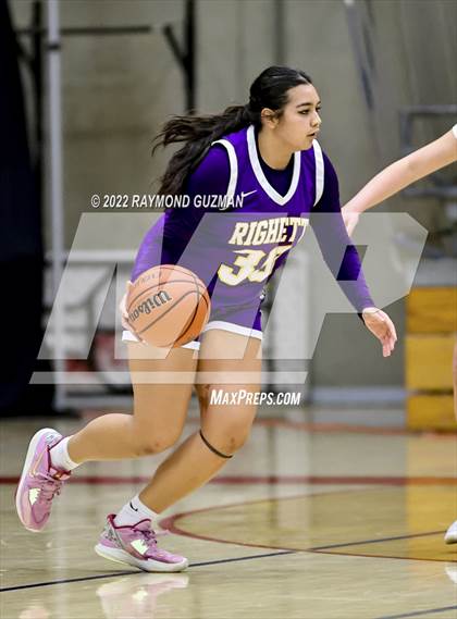 Thumbnail 3 in Clovis North vs. Righetti photogallery.