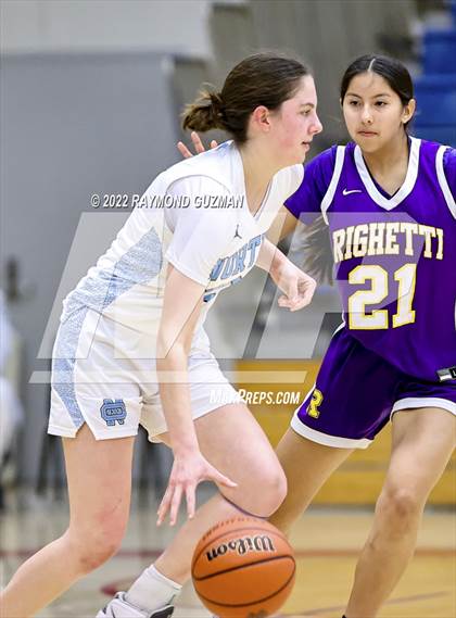 Thumbnail 2 in Clovis North vs. Righetti photogallery.