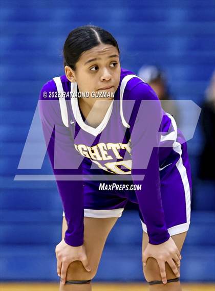 Thumbnail 2 in Clovis North vs. Righetti photogallery.