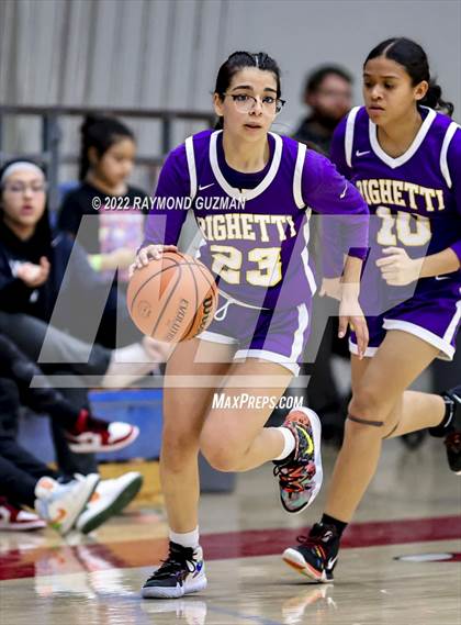 Thumbnail 1 in Clovis North vs. Righetti photogallery.