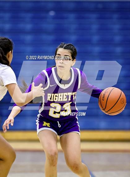 Thumbnail 1 in Clovis North vs. Righetti photogallery.