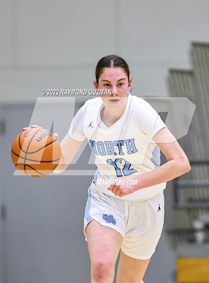 Thumbnail 2 in Clovis North vs. Righetti photogallery.