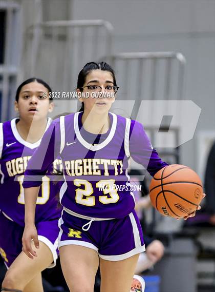 Thumbnail 2 in Clovis North vs. Righetti photogallery.