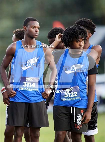 Thumbnail 2 in Gateway Conference Championship photogallery.