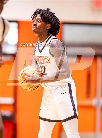 Thumbnail 1 in Lumberton @ South View photogallery.