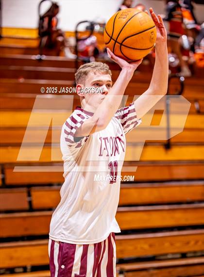 Thumbnail 1 in Lumberton @ South View photogallery.