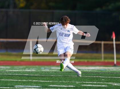 Thumbnail 1 in Hall vs. Darien (CIAC Class LL Round 1) photogallery.