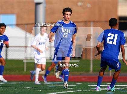 Thumbnail 2 in Hall vs. Darien (CIAC Class LL Round 1) photogallery.