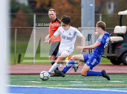 Thumbnail 1 in Hall vs. Darien (CIAC Class LL Round 1) photogallery.