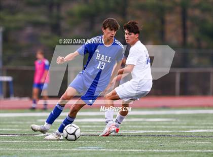 Thumbnail 2 in Hall vs. Darien (CIAC Class LL Round 1) photogallery.