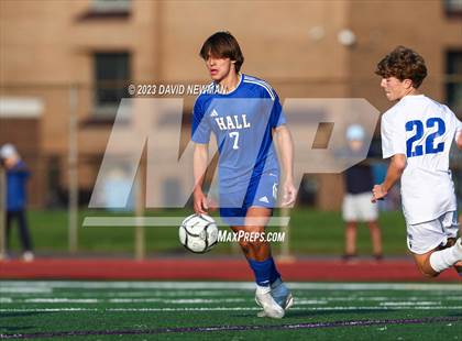 Thumbnail 3 in Hall vs. Darien (CIAC Class LL Round 1) photogallery.