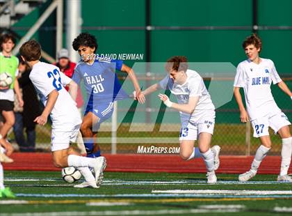 Thumbnail 1 in Hall vs. Darien (CIAC Class LL Round 1) photogallery.