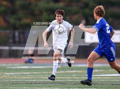 Thumbnail 1 in Hall vs. Darien (CIAC Class LL Round 1) photogallery.