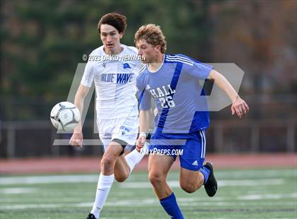 Thumbnail 3 in Hall vs. Darien (CIAC Class LL Round 1) photogallery.