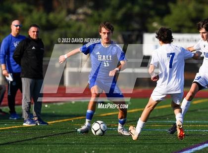 Thumbnail 2 in Hall vs. Darien (CIAC Class LL Round 1) photogallery.