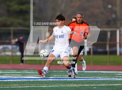 Thumbnail 1 in Hall vs. Darien (CIAC Class LL Round 1) photogallery.