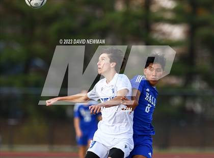 Thumbnail 3 in Hall vs. Darien (CIAC Class LL Round 1) photogallery.