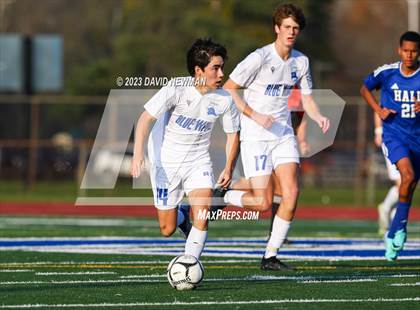Thumbnail 2 in Hall vs. Darien (CIAC Class LL Round 1) photogallery.