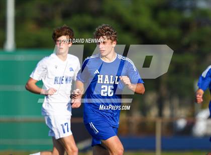Thumbnail 3 in Hall vs. Darien (CIAC Class LL Round 1) photogallery.