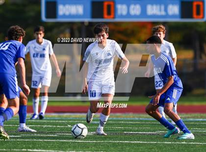 Thumbnail 1 in Hall vs. Darien (CIAC Class LL Round 1) photogallery.