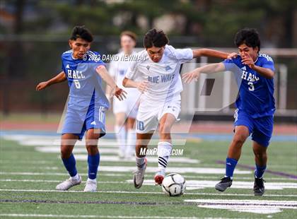 Thumbnail 1 in Hall vs. Darien (CIAC Class LL Round 1) photogallery.