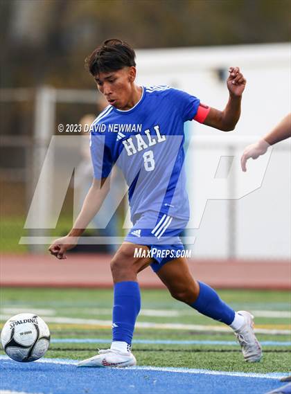 Thumbnail 1 in Hall vs. Darien (CIAC Class LL Round 1) photogallery.