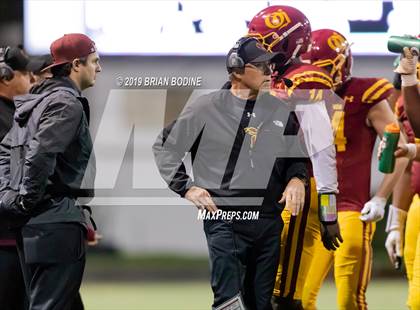 Thumbnail 2 in Kelso vs. O'Dea (WIAA 3A Second Round) photogallery.